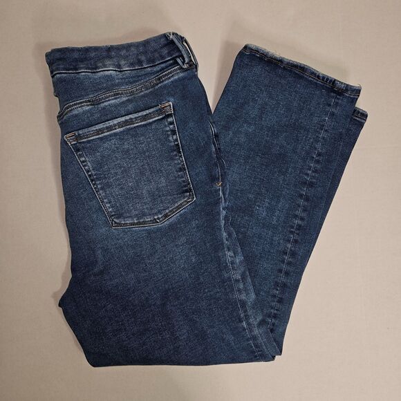 Good American Women's 14-18 High Rise Stretch Cropped Straight Leg Jean No Gap - Picture 1 of 7
